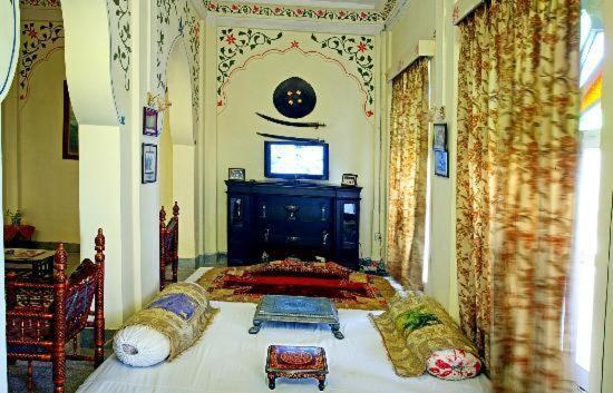 V Resorts Jhalamand Garh Jodhpur Jodhpur  Exterior foto